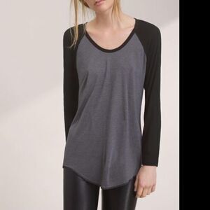 Aritzia Women's